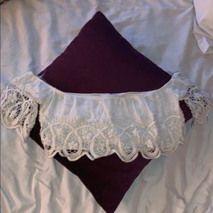 Vagabond - white crop off the shoulder